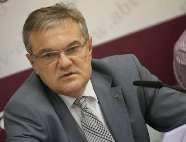 Петков: Не е добре правосъдният министър да не е влизал в съдебна зала