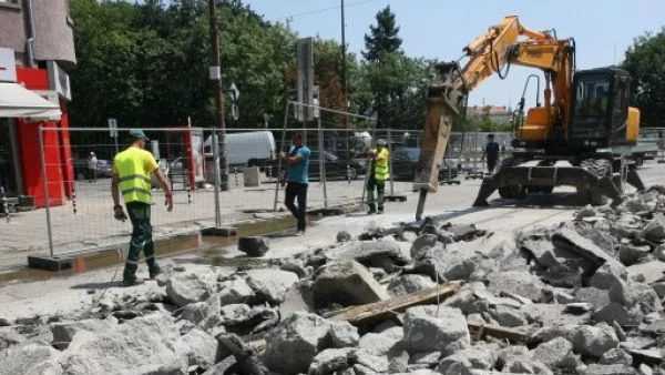За месец хиляди в София са били без ток заради липса на мисъл при ремонтите