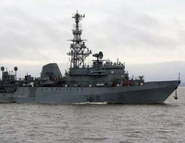 Руски военен кораб потъна край Босфора