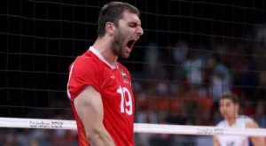 Скандали, псувни, червени картони и 3:2 за Нефтохимик над Марек и Цветан Соколов