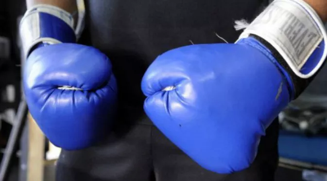 ВИДЕО: Полски боксьори се пратиха 10 пъти в нокдаун в 5 рунда