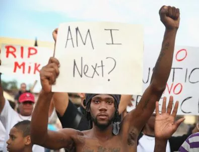 Протестите в Чикаго заради поредния убит от полицай чернокож не спират