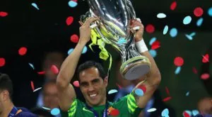 Гуардиола хвърля Браво в най-чакания мач за годината