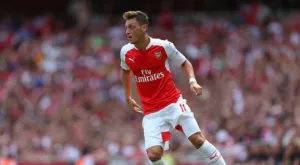 Барселона дава трима свои играчи за звездата на Арсенал