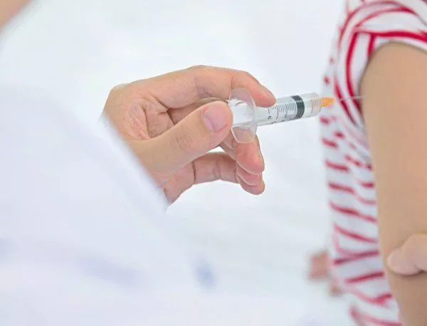 "Тъпите" майки, които ваксинират или не ваксинират децата си