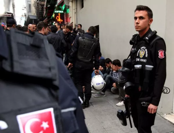 Кола бомба се взриви до жандармерийски пост в Турция