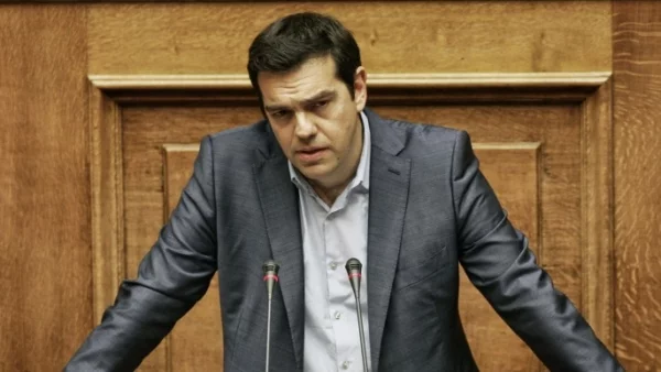 Нова демокрация поиска оставката на Ципрас 