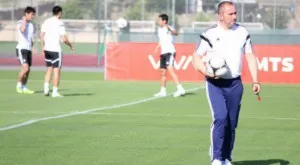 {{ otherArticle[0].article.title }}