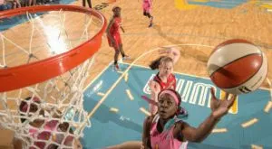 Център от женската НБА подписа с Дунав