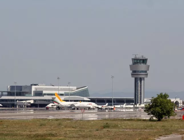 БСП иска прекратяване на концесията на летище София