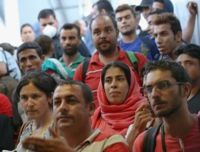 Бежанската криза в Европа се задълбочава, но европейците откликват с помощ