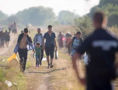 За 24 часа в Македония са регистрирани над 2 000 бежанци 