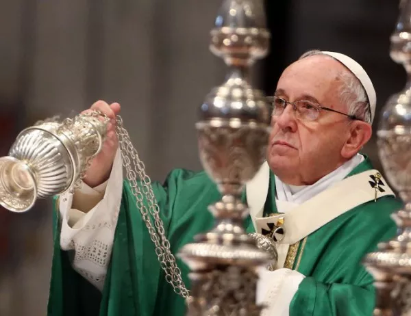 Във великденското си слово папа Франциск призова за мир в Близкия изток