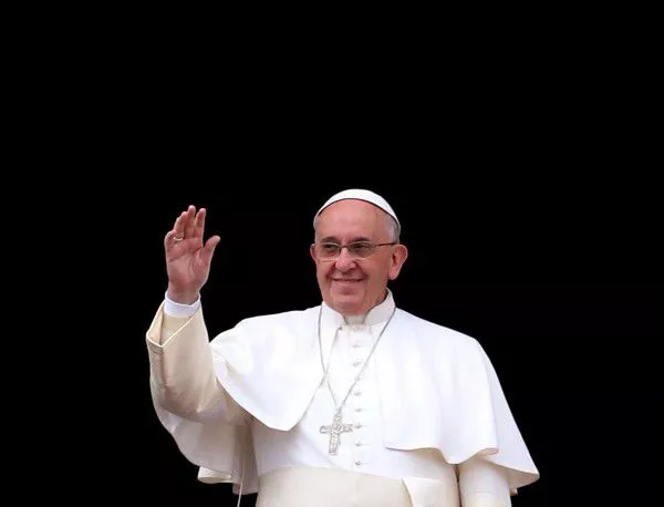 Папата: Интернет и социалните мрежи са дар божи, ако се използват мъдро