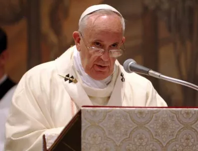 Папата: Църквата трябва да поиска прошка от гейовете