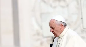 Забраняват продажбата на цигари във Ватикана