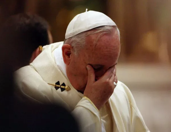 Папа Франциск осъди нападението с химическо оръжие в Сирия