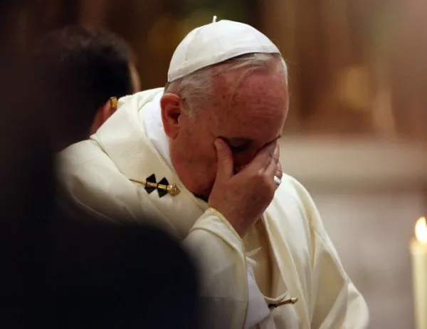 Възмущение заради решение на папа Франциск да не освободи кардинал заради сексуално насилие