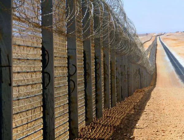 България се договаря с Израел за стоманена ограда за границата си