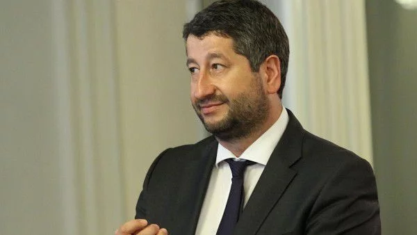 160 сигурни и 180 пожелателни гласа "за" промените в Конституцията