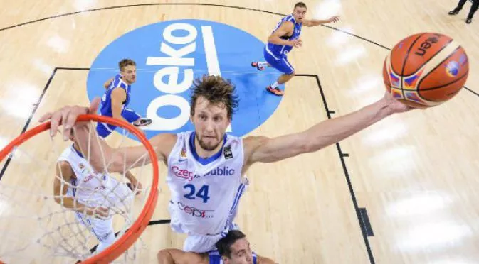 Чехия започна с победа на Евробаскет 2015