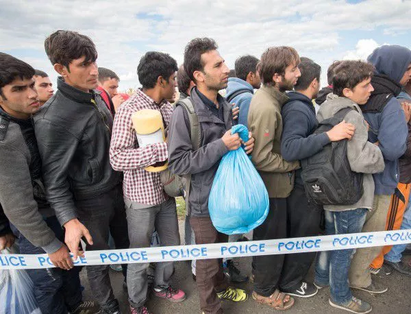 Страните от ЕС не постигнаха пълно споразумение за бежанците