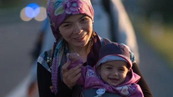 Призовават САЩ да приемат 100 000 бежанци от Сирия