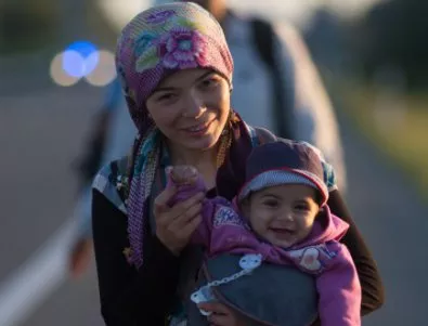 Може да преборим демографската криза с интегрирани бежанци