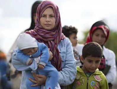 100 000 бежанци ще влязат в Германия до края на месеца 