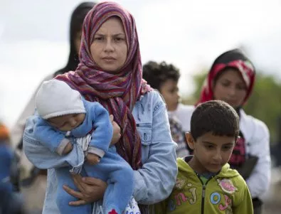 Бежанките - лесна плячка за издевателства