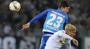 Хамбургер закова Мьнхенгладбах на дъното