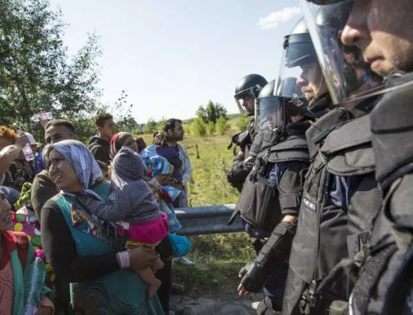 Европейският съюз и Турция с план за справяне с бежанската криза