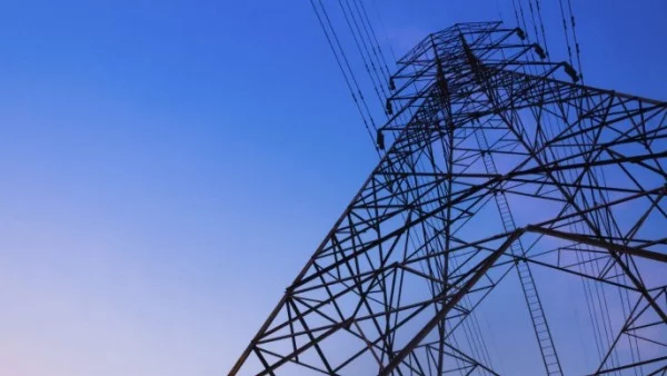 Ново поскъпване на тока очаква домакинствата и фирмите на регулиран пазар