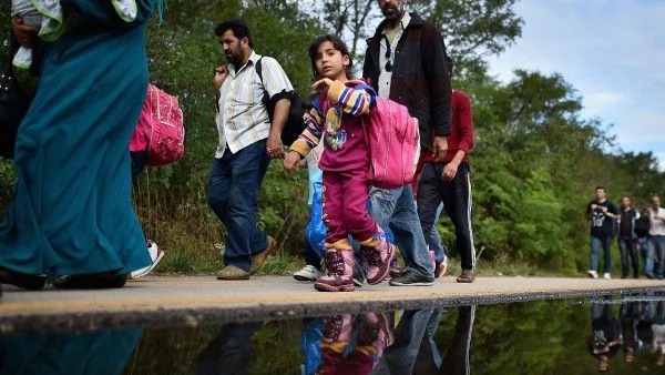 Гърция: Сами ще пазим границите си