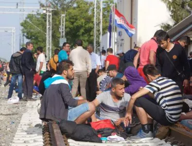 Хърватия е „принудила” Унгария да приеме хиляди мигранти