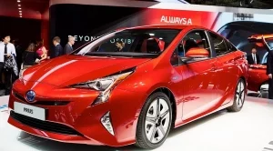 Toyota стартира масово производство на електромобили през 2020 г.