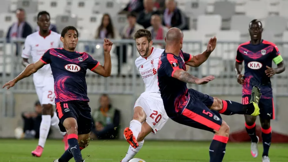 Френският Бордо бе изхвърлен в трета дивизия поради финансови проблеми