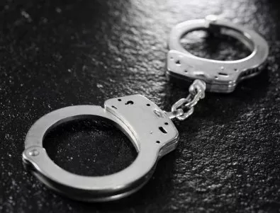 Арестуваха двама за изнасилване в двора на детска градина