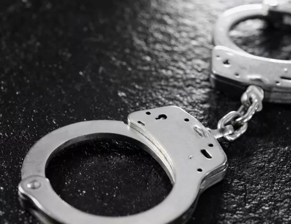 10 души са арестувани при акция във Велико Търново