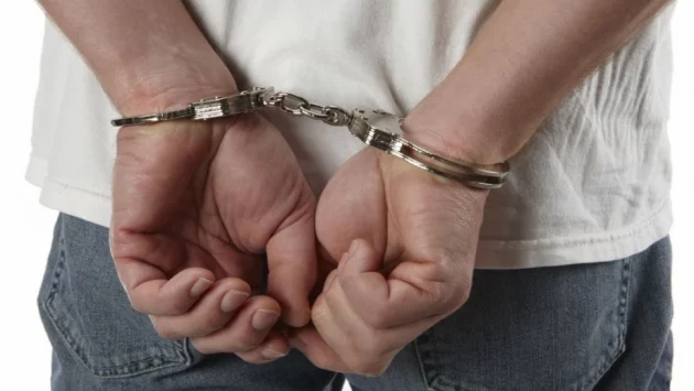 Арестуваха мъж, предлагал "рецепта" срещу коронавирус в Сливен