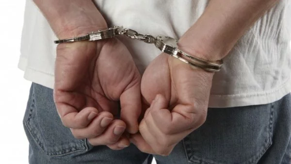 Столични криминалисти задържаха 47-годишен мъж за изнудване