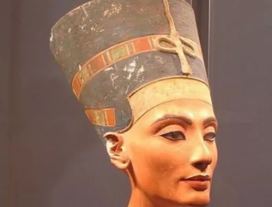 Археолози може да са открили тайната гробница на Нефертити