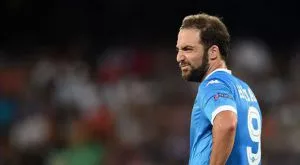 Ще напусне ли Игуаин Наполи?