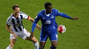 Джони Евънс се договори с изненадващ нов отбор