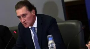 Домусчиев поиска нов национален стадион в София, Фандъкова каза: "Може би"