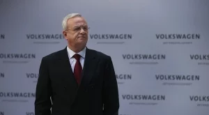 Обвиниха в измама бившия шеф на Volkswagen