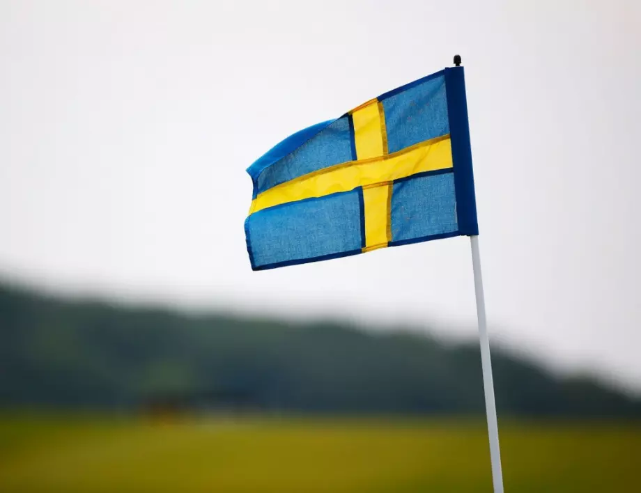 Как коронавирусът удря икономиката на Швеция