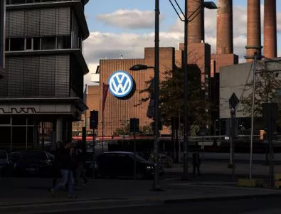 VW продължава да вини само трима инженери за 