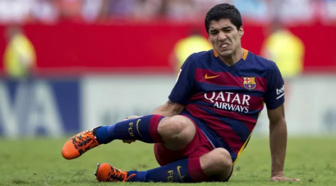 Неприятна новина за Барселона: Оперират коляното на Луис Суарес