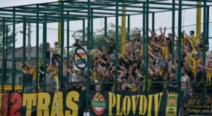 {{ otherArticle[0].article.title }}